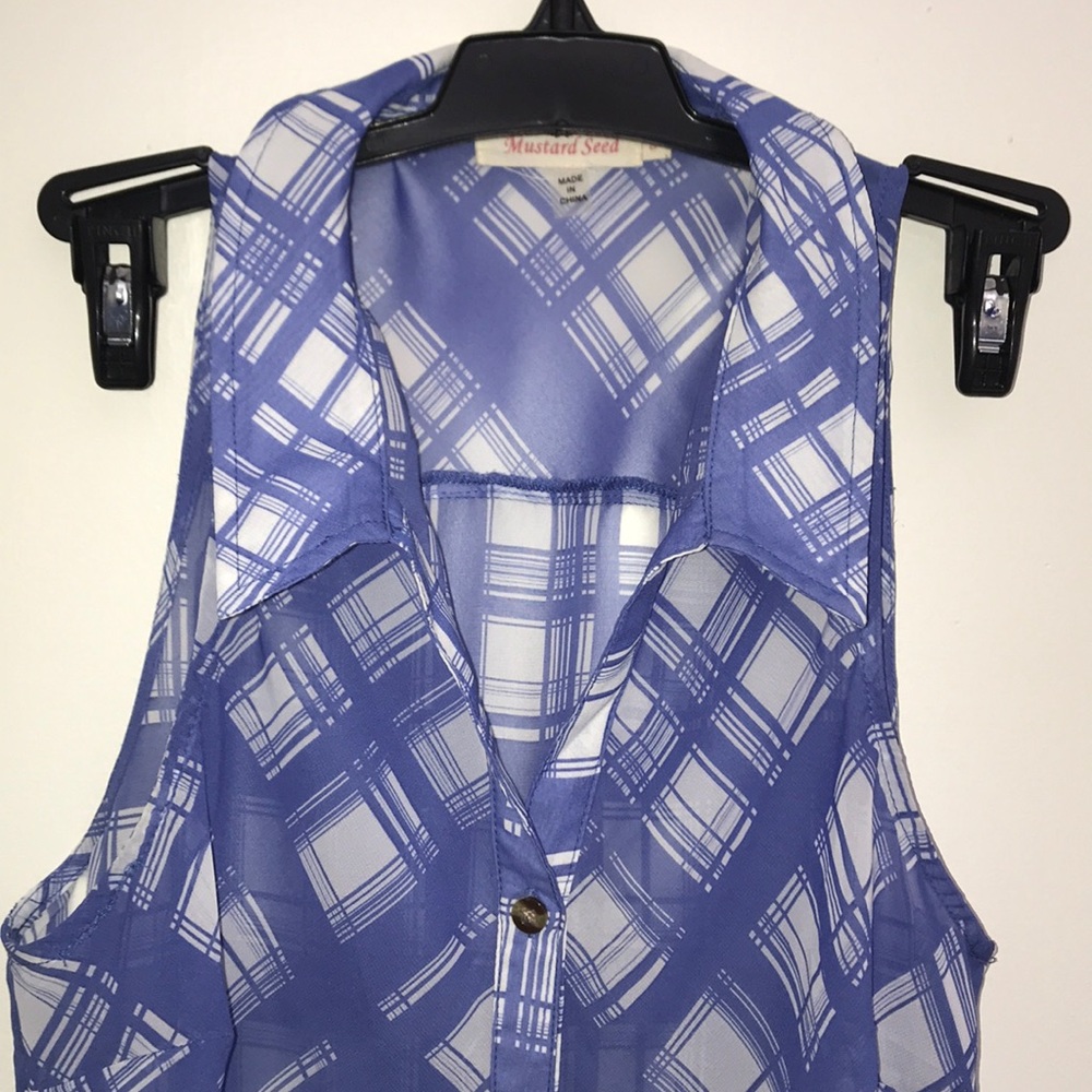 Button Down Tank - Picture 2 of 5